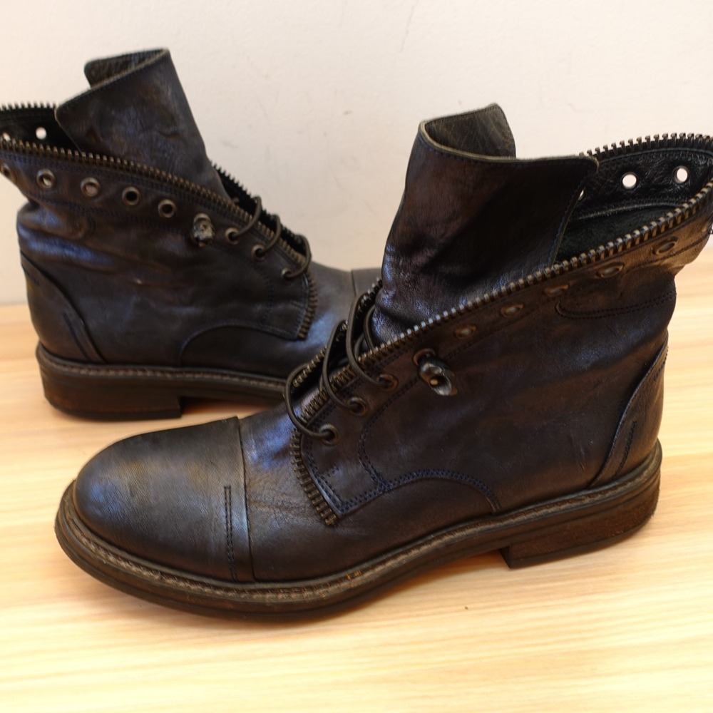 Women Leather Combat Boots 8 SHOEBOX 39 Blue Cap Toe Skull Charm Biker Italy
